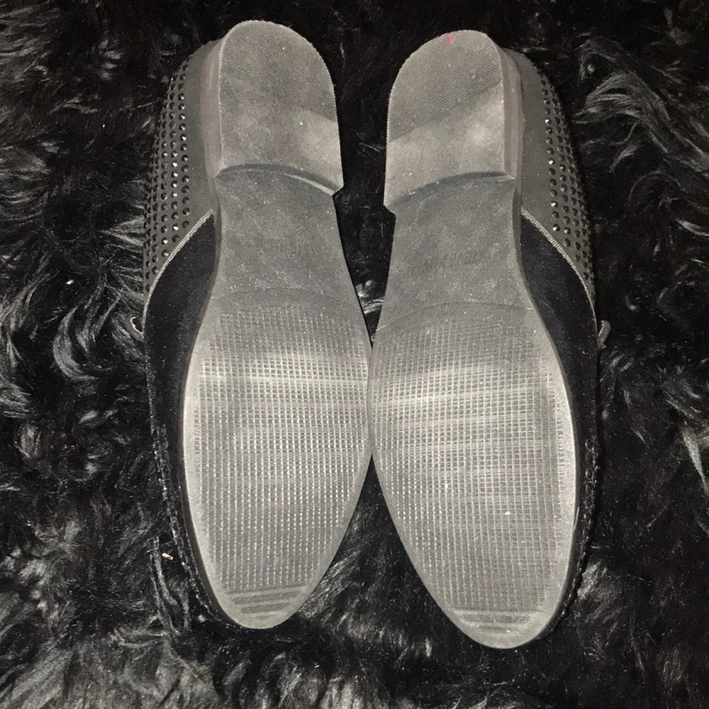 Shoes - Picture 2 of 4